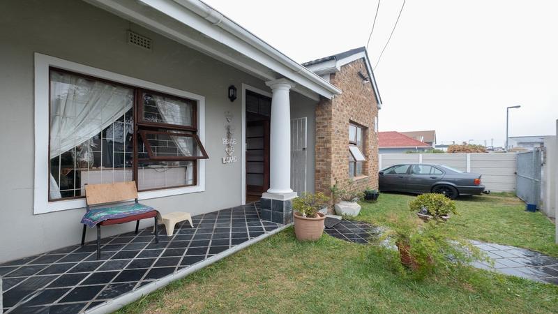 4 Bedroom Property for Sale in Vasco Estate Western Cape